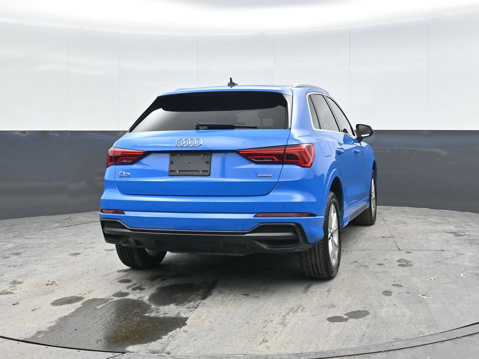 2022 Audi Q3 S line Premium