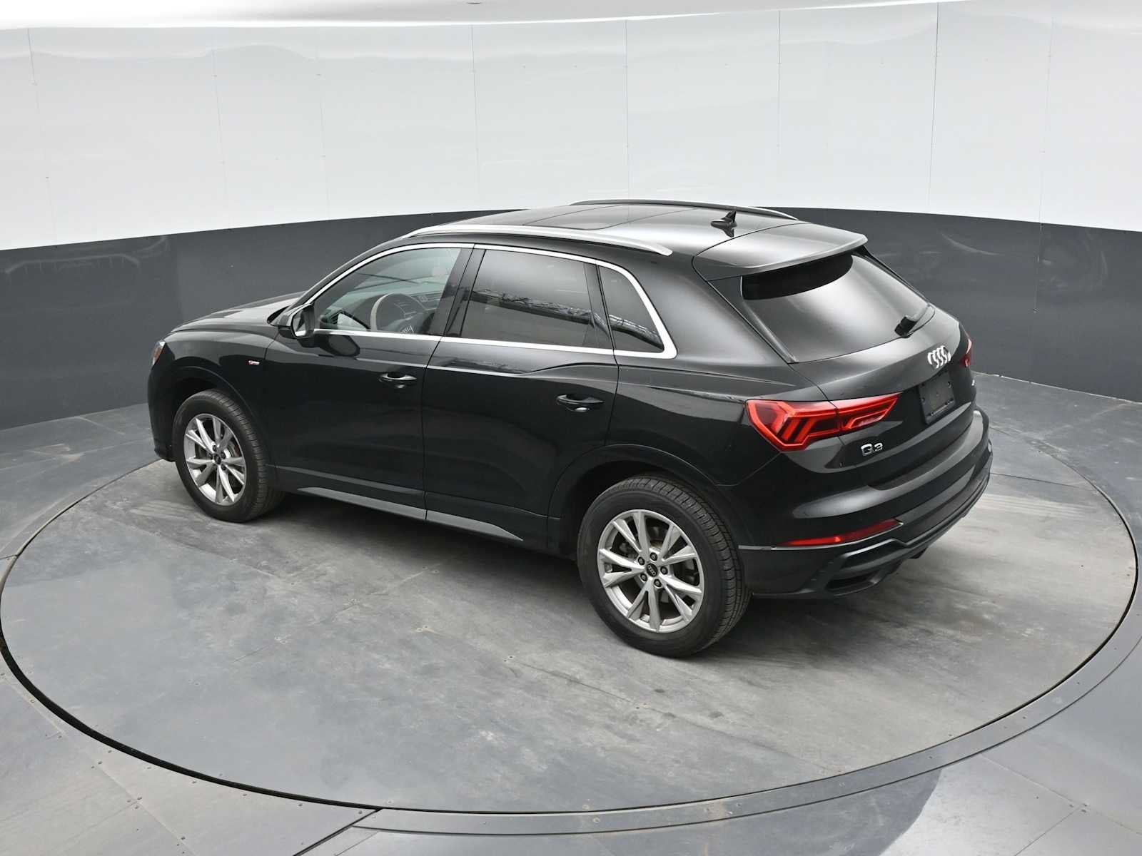 2022 Audi Q3 S line Premium Plus