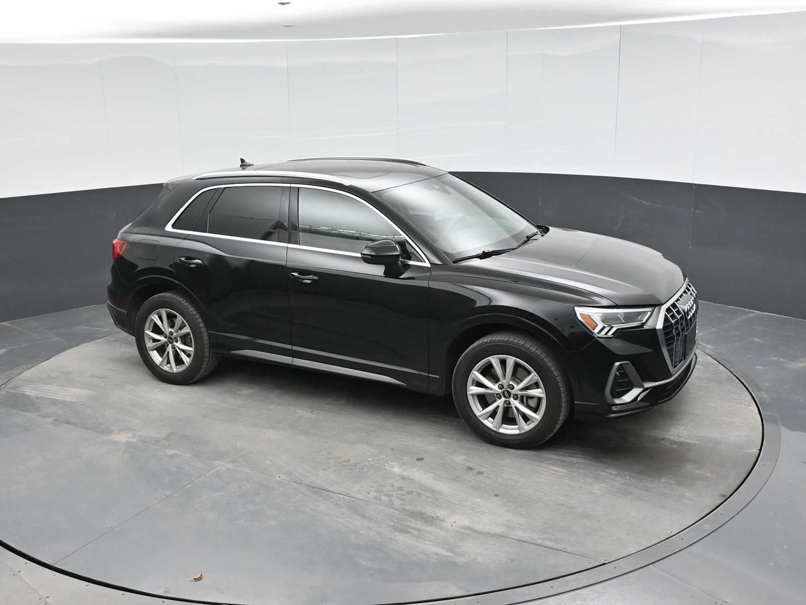 2022 Audi Q3 S line Premium Plus