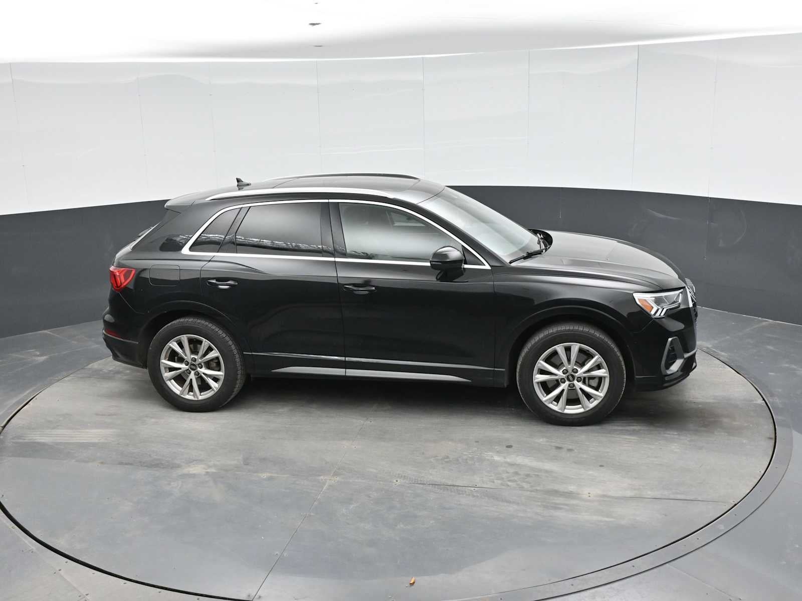 2022 Audi Q3 S line Premium Plus