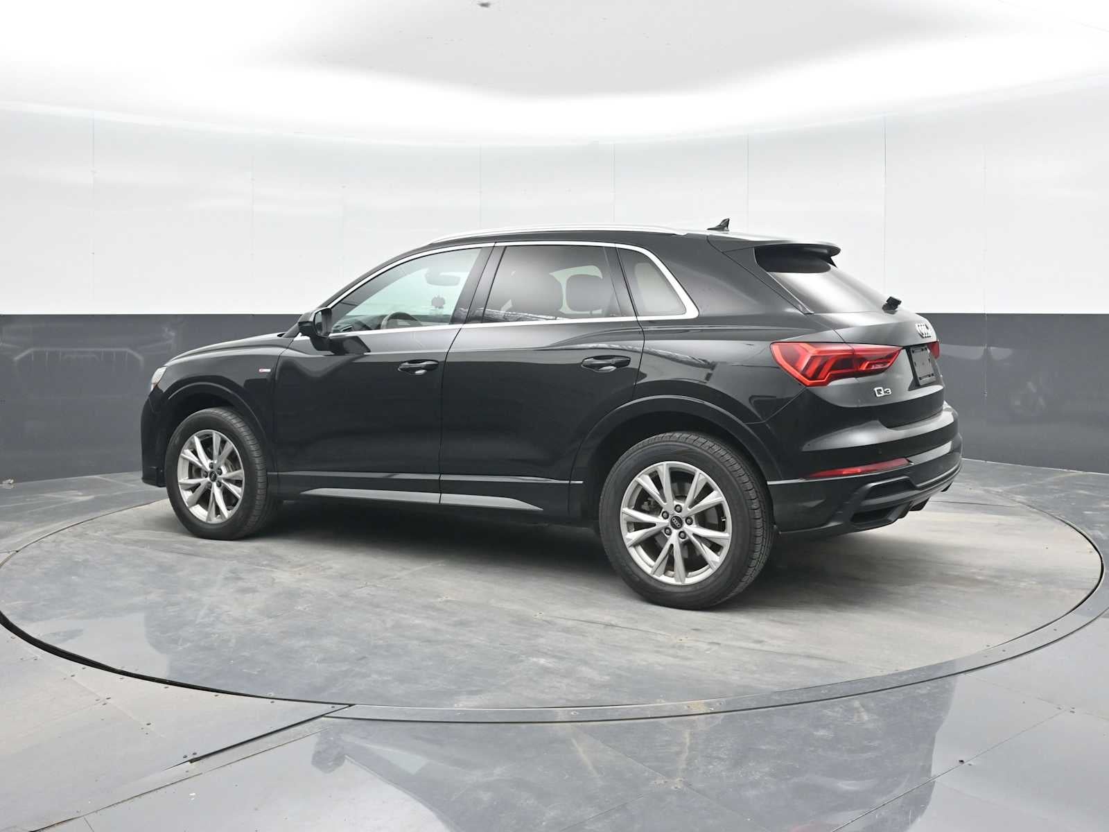 2022 Audi Q3 S line Premium Plus
