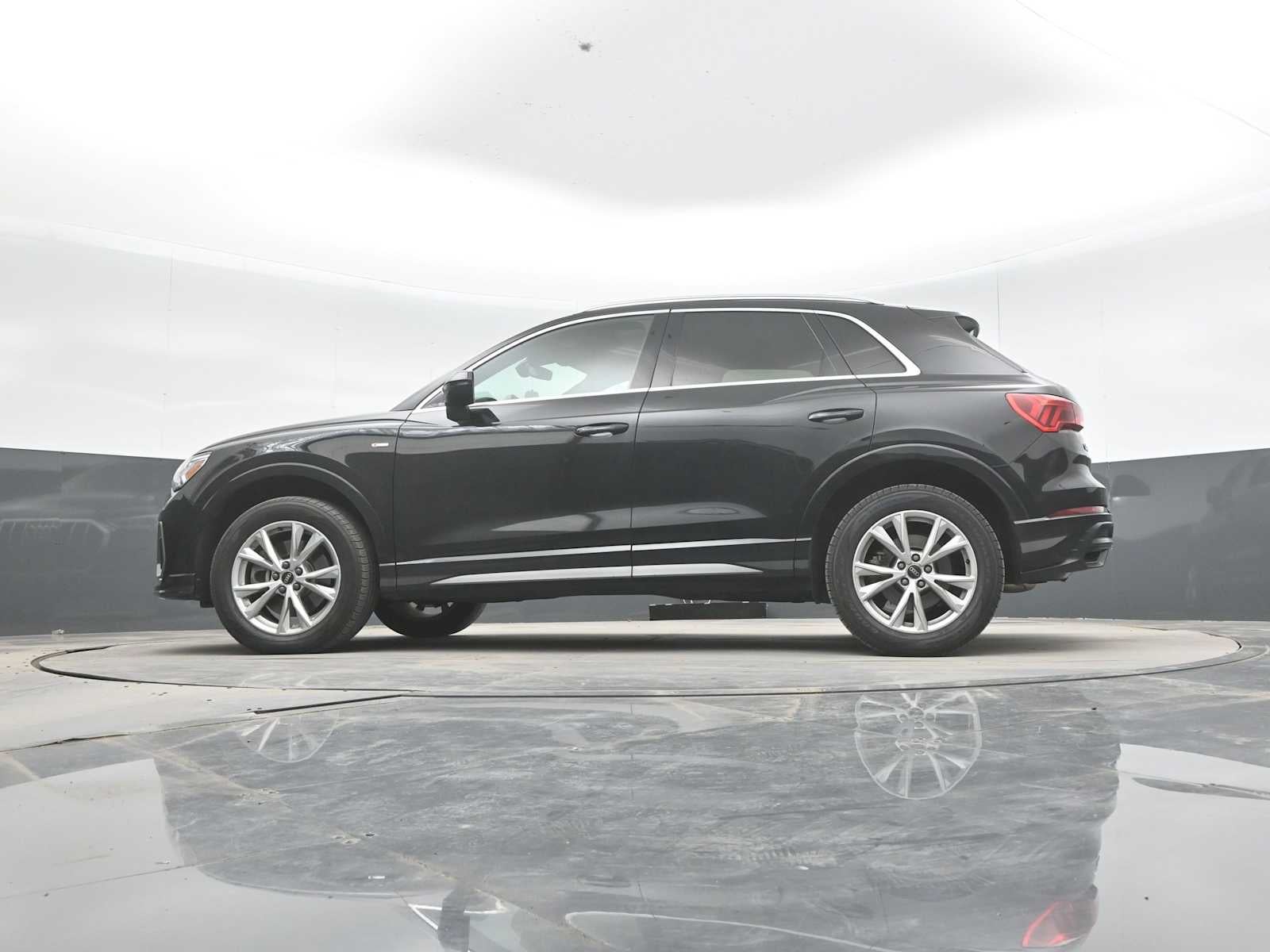 2022 Audi Q3 S line Premium Plus