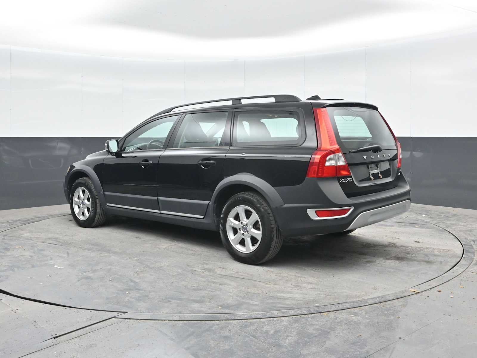 2008 Volvo XC70 Base
