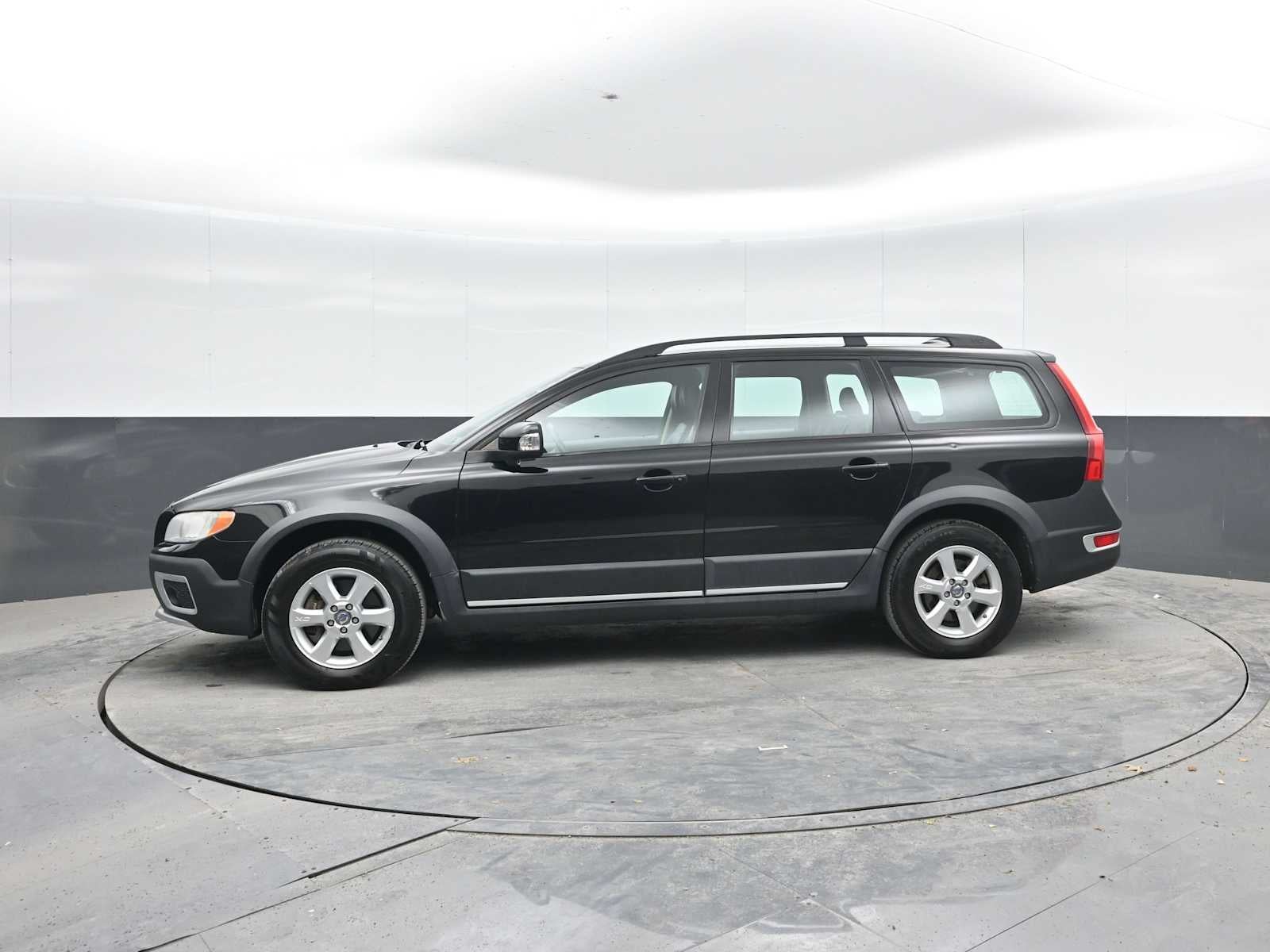 2008 Volvo XC70 Base