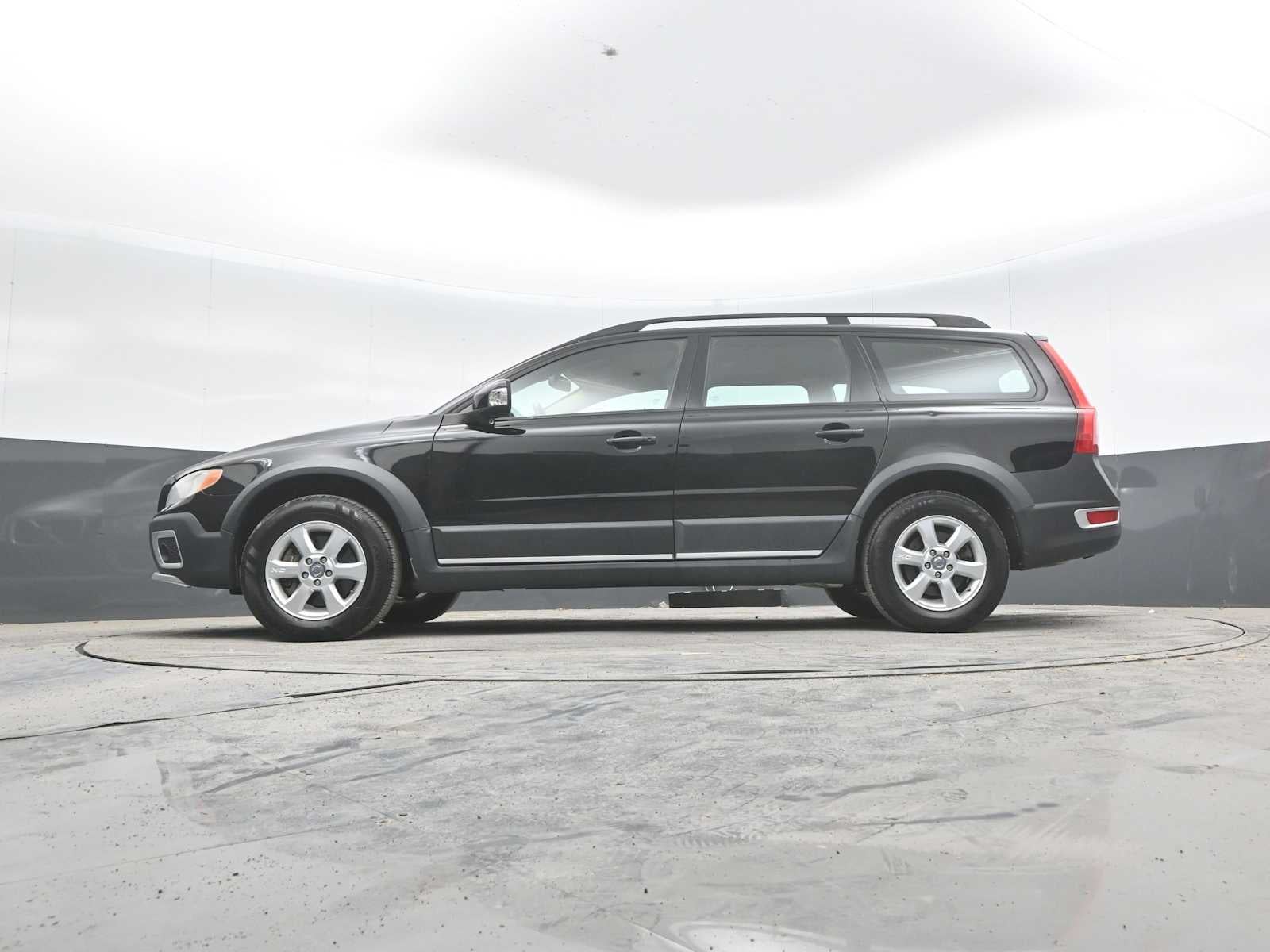 2008 Volvo XC70 Base