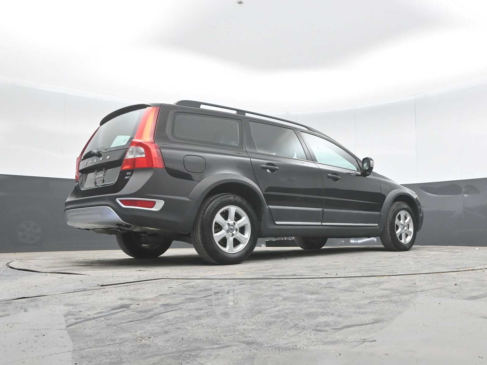 2008 Volvo XC70 Base