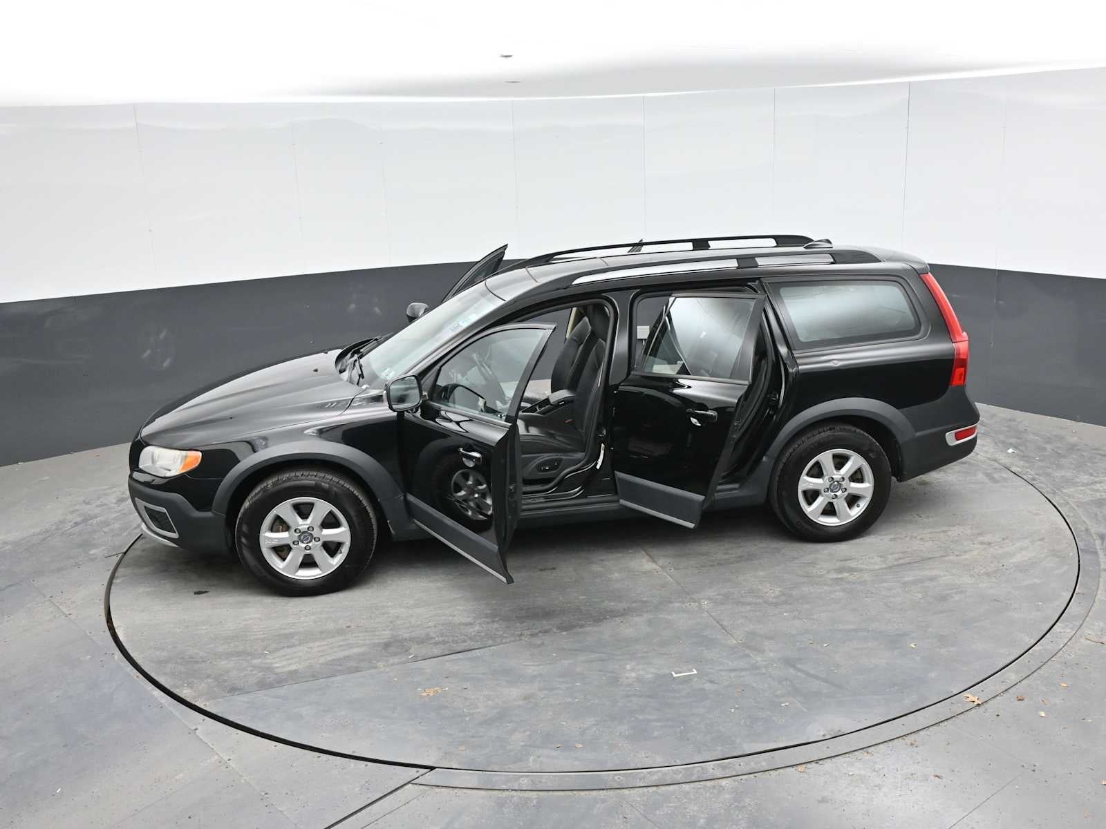 2008 Volvo XC70 Base