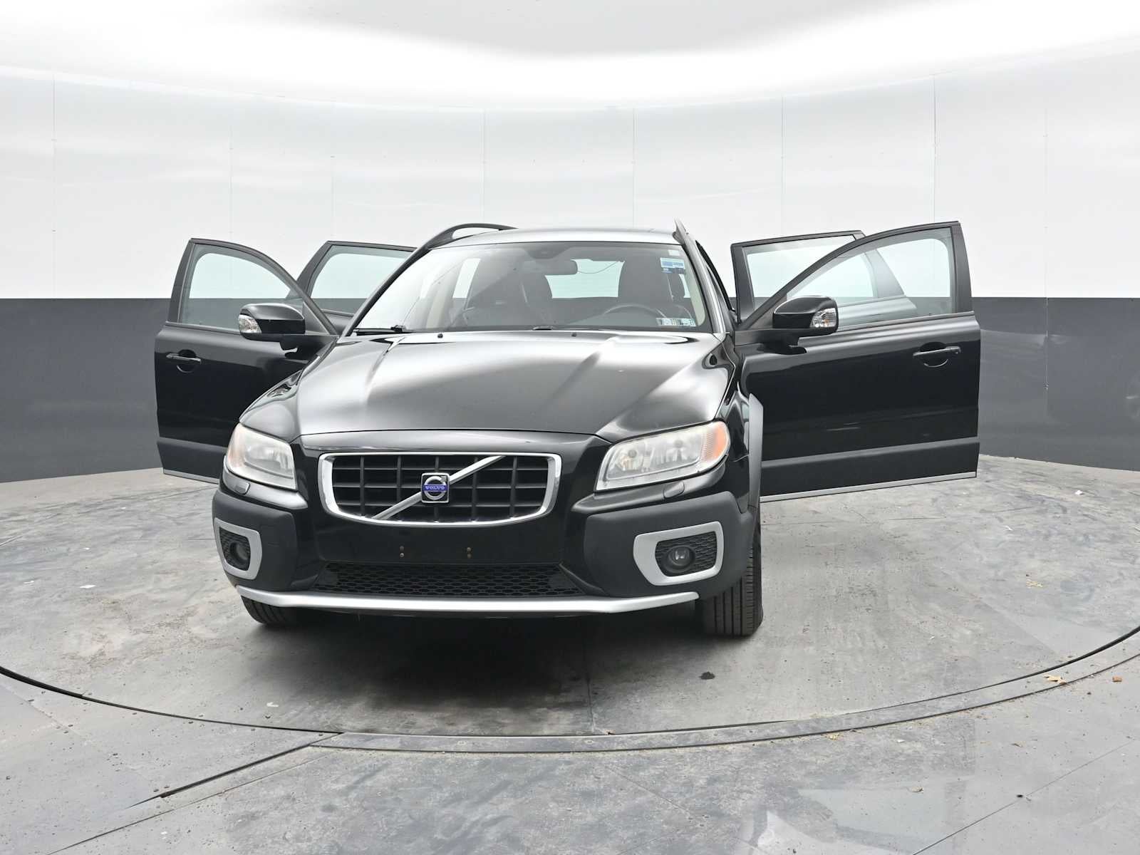2008 Volvo XC70 Base