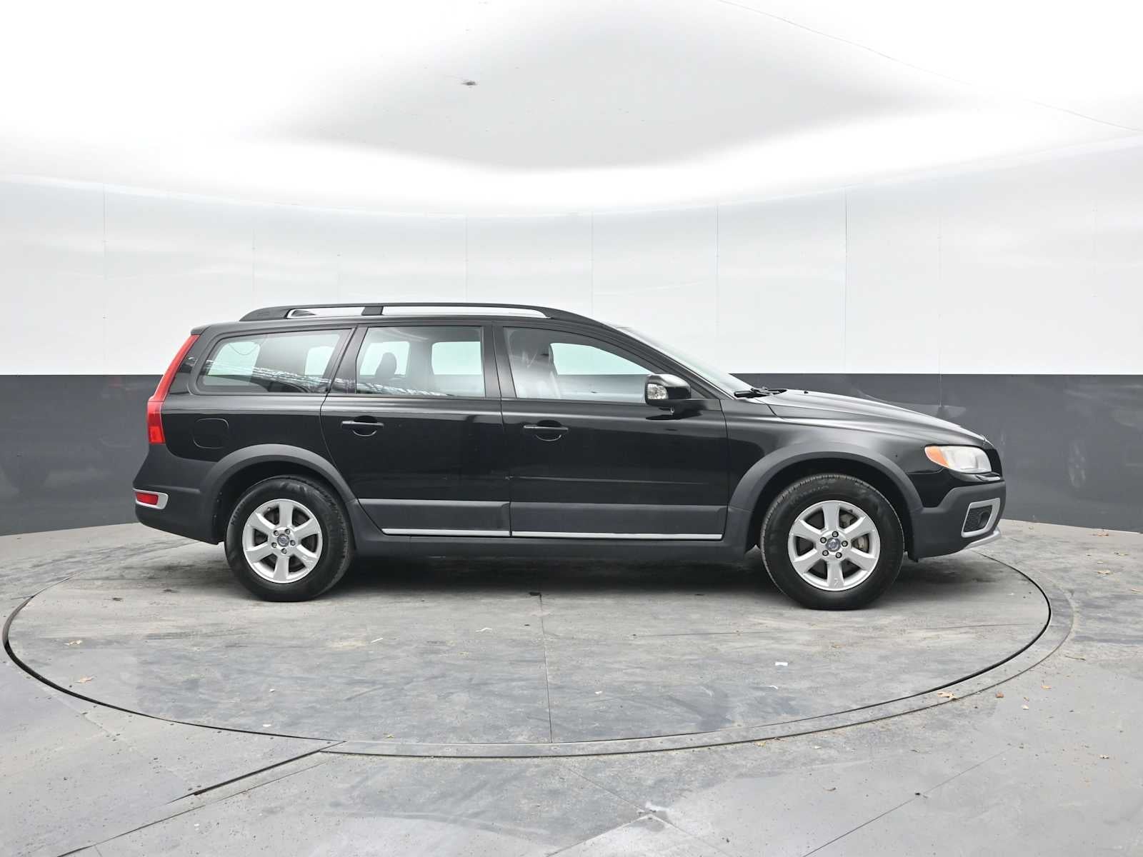 2008 Volvo XC70 Base