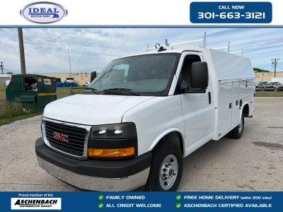 2025 GMC Savana Cutaway 3500 1WT