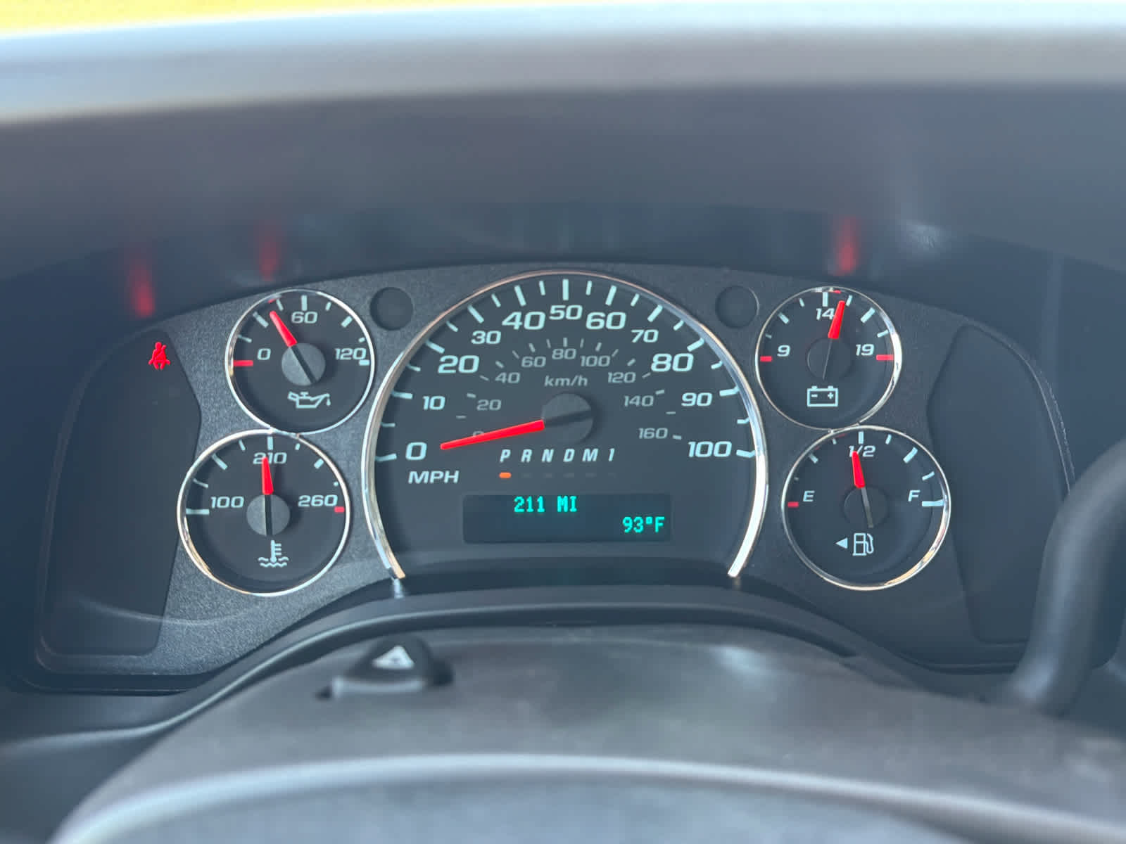 2025 GMC Savana Cutaway 3500 1WT