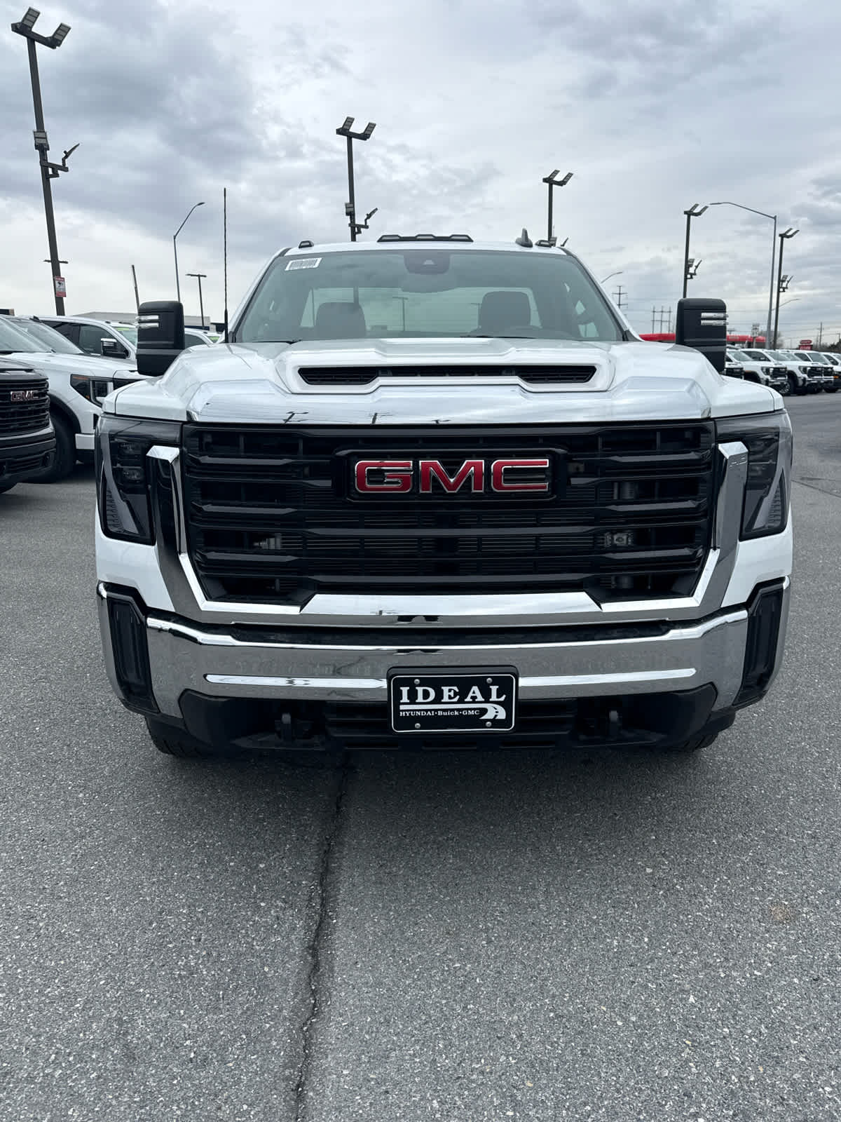 2026 GMC Sierra 3500 HD Chassis Cab Pro