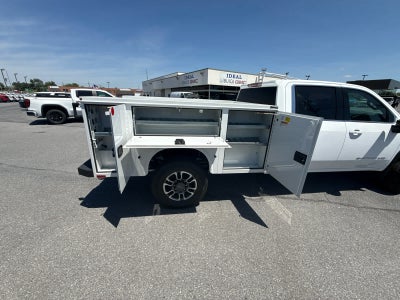 2026 GMC Sierra 3500 HD SLE