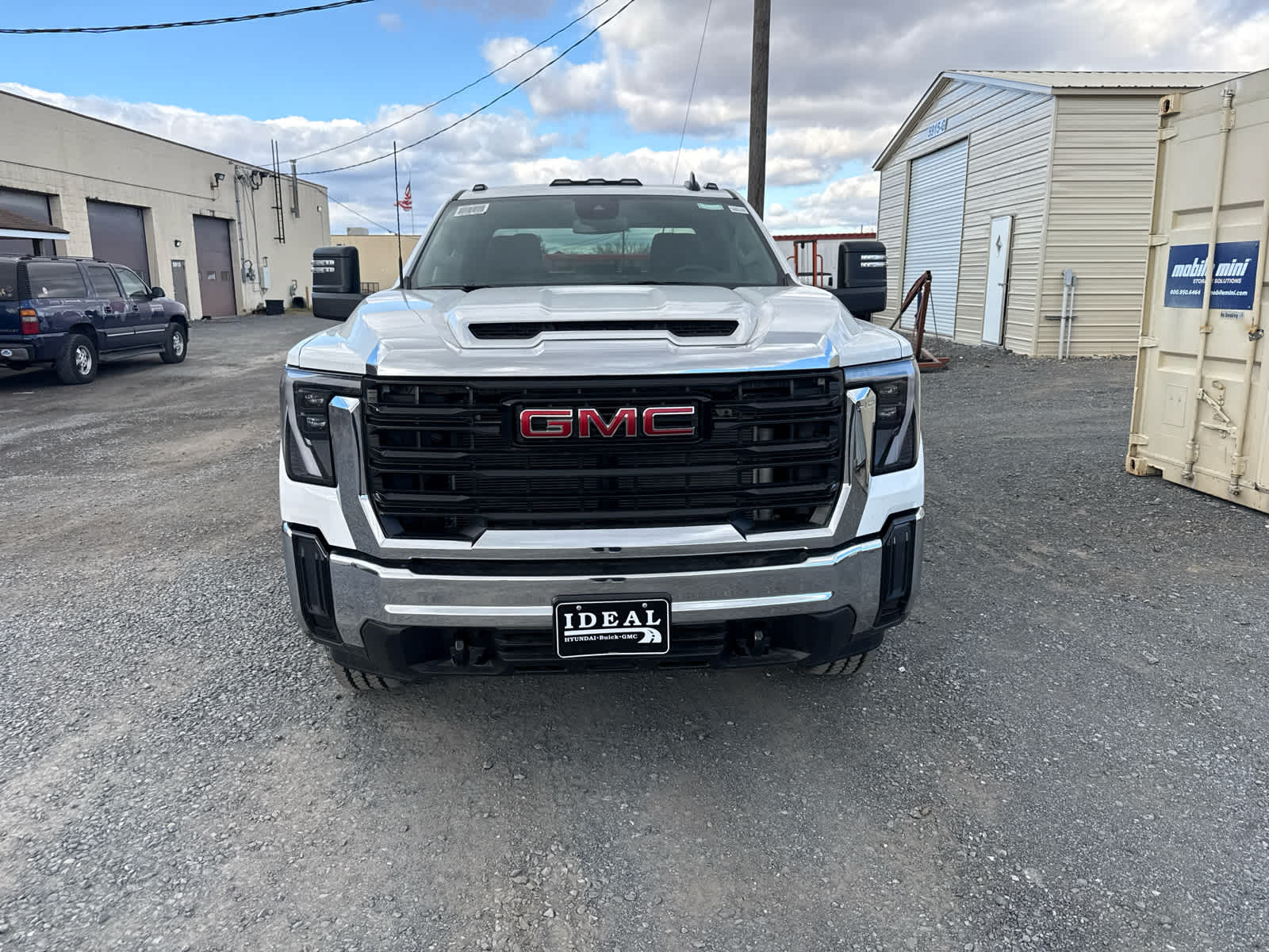 2025 GMC Sierra 2500 HD Pro