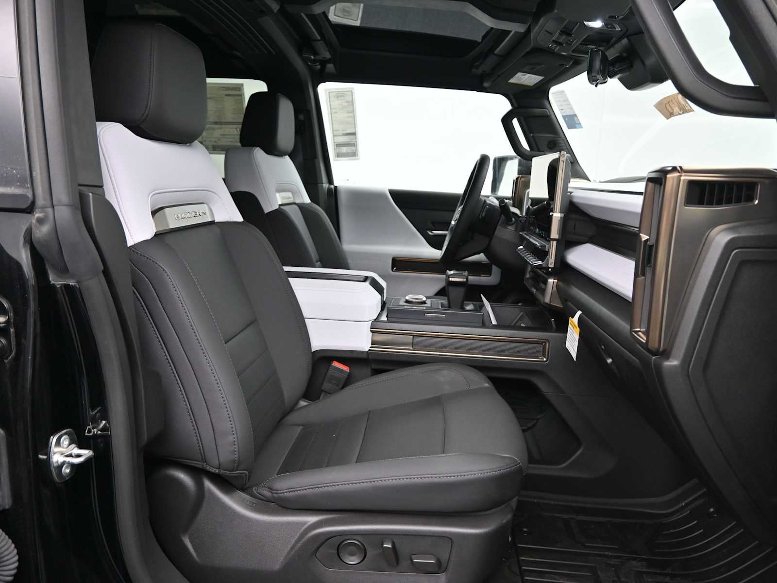 2024 GMC HUMMER EV SUV 2X