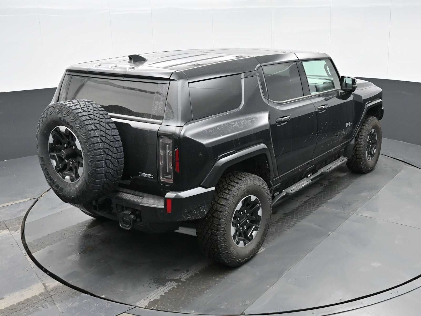 2024 GMC HUMMER EV SUV 2X
