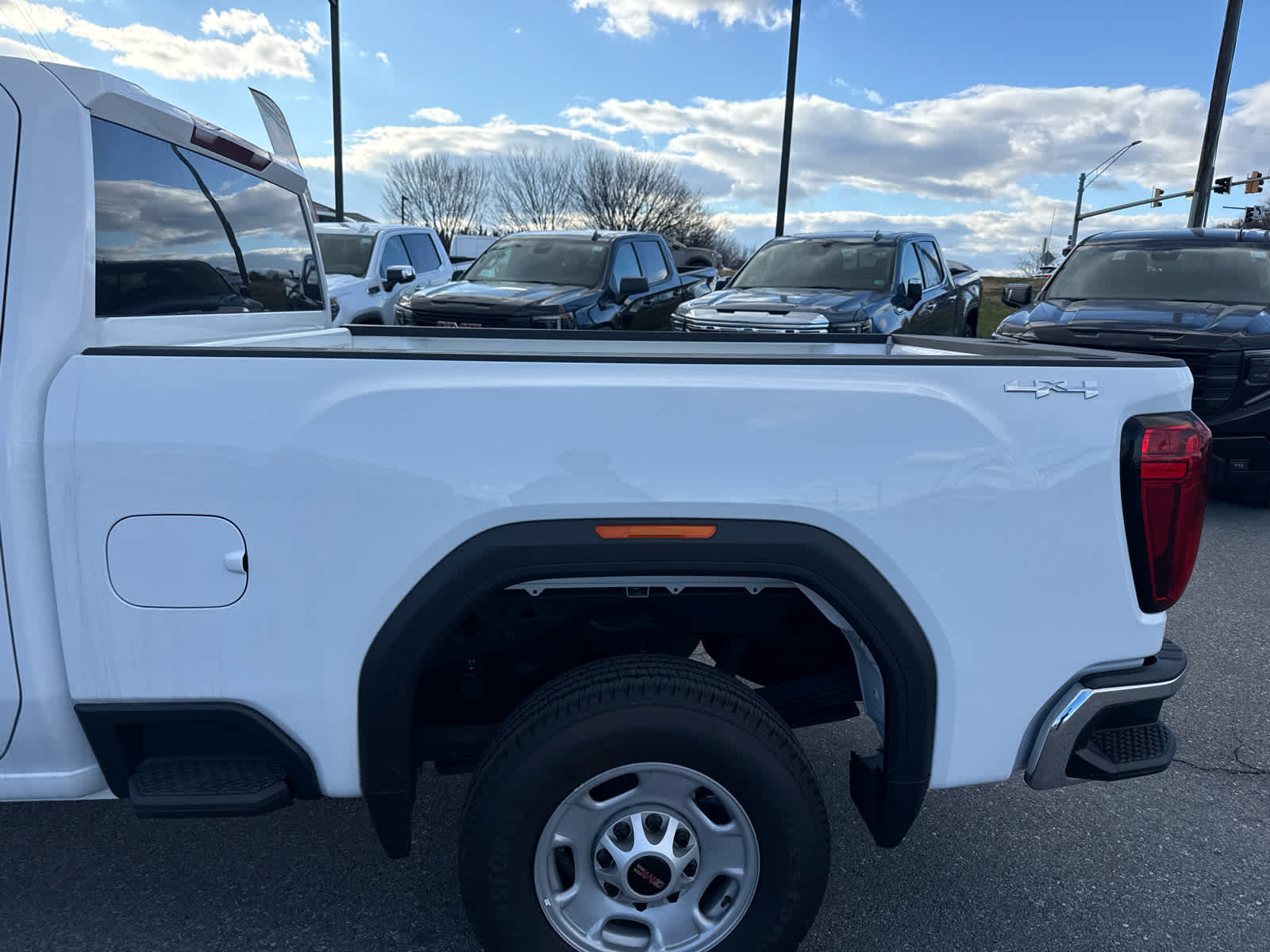 2024 GMC Sierra 2500 HD Pro