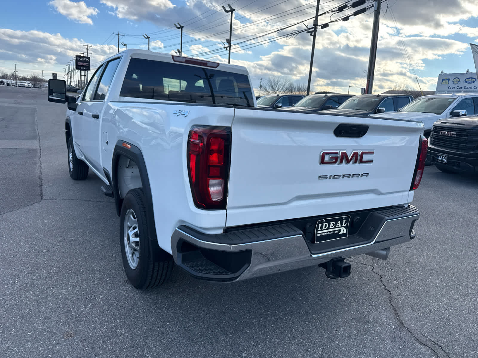 2024 GMC Sierra 2500 HD Pro