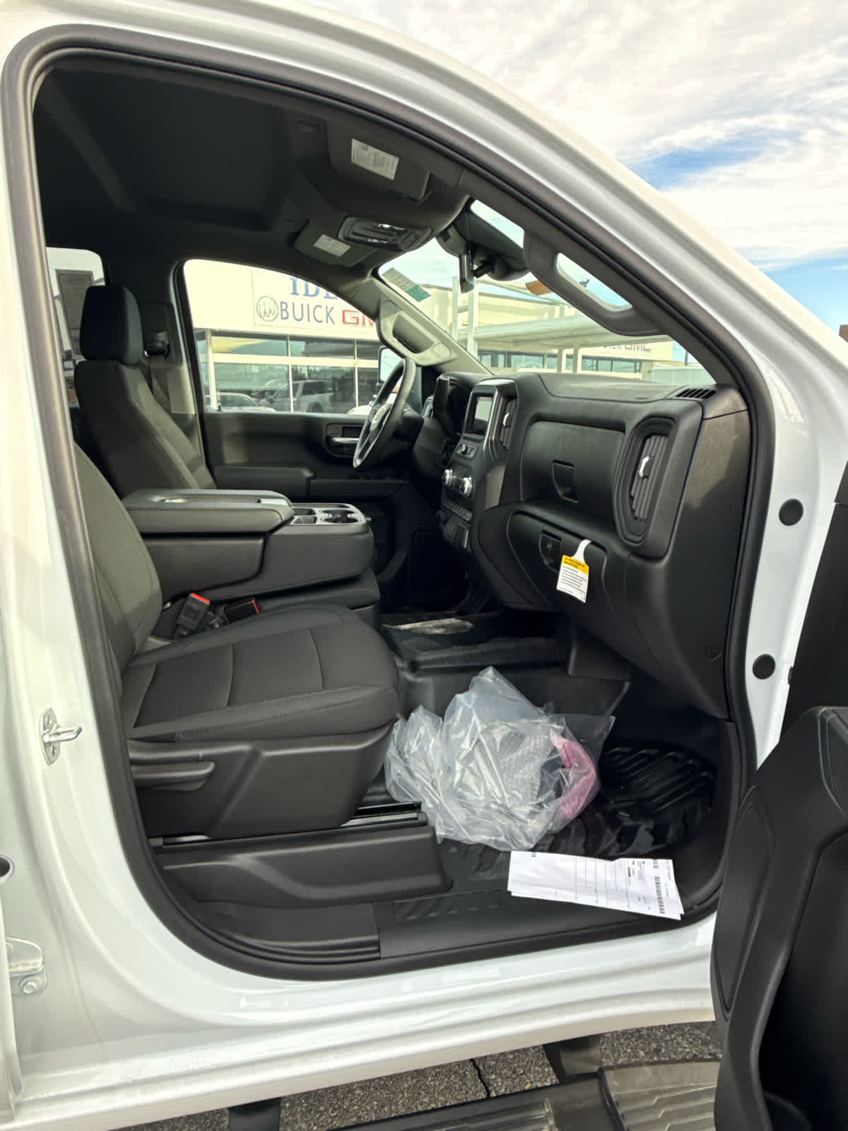 2025 GMC Sierra 2500 HD Pro