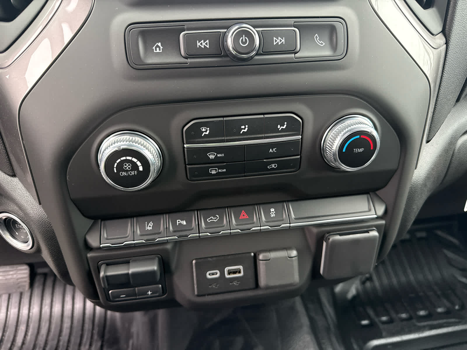 2025 GMC Sierra 2500 HD Pro