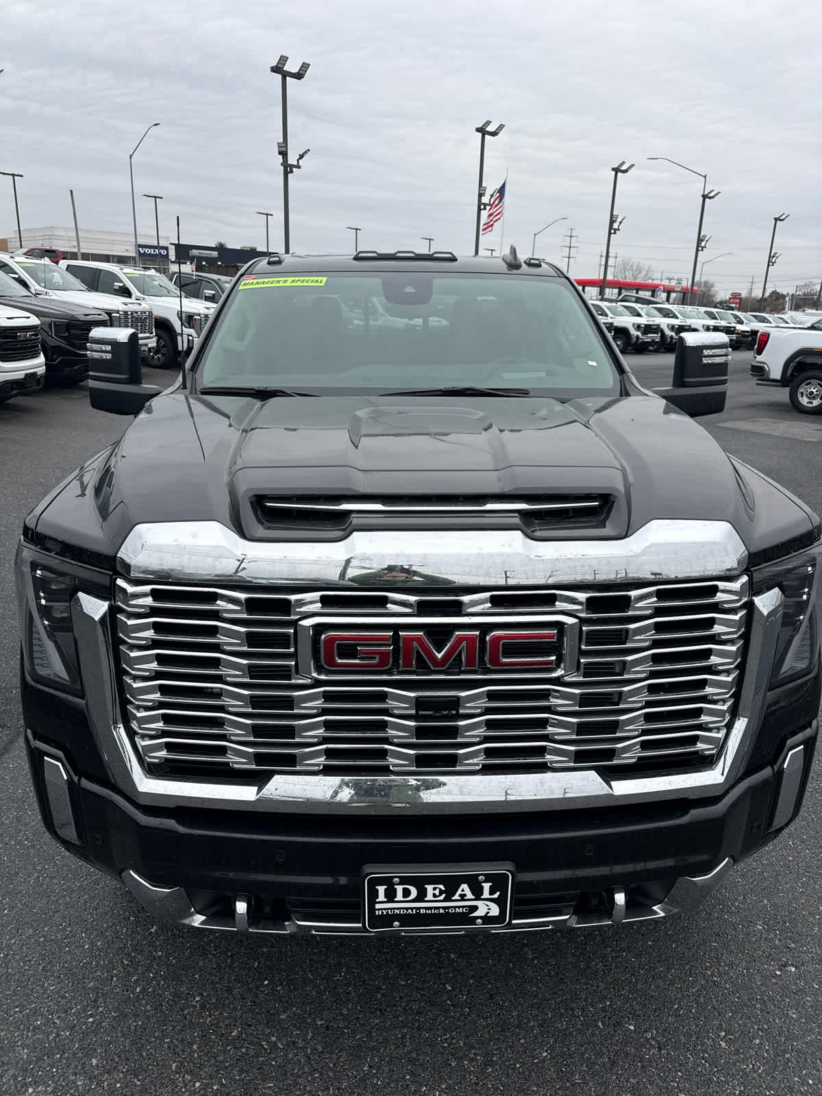 2025 GMC Sierra 2500 HD Denali