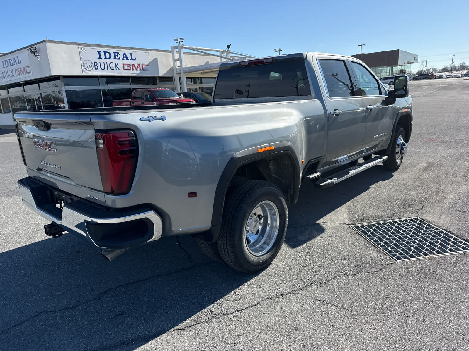 2026 GMC Sierra 3500 HD SLT DRW