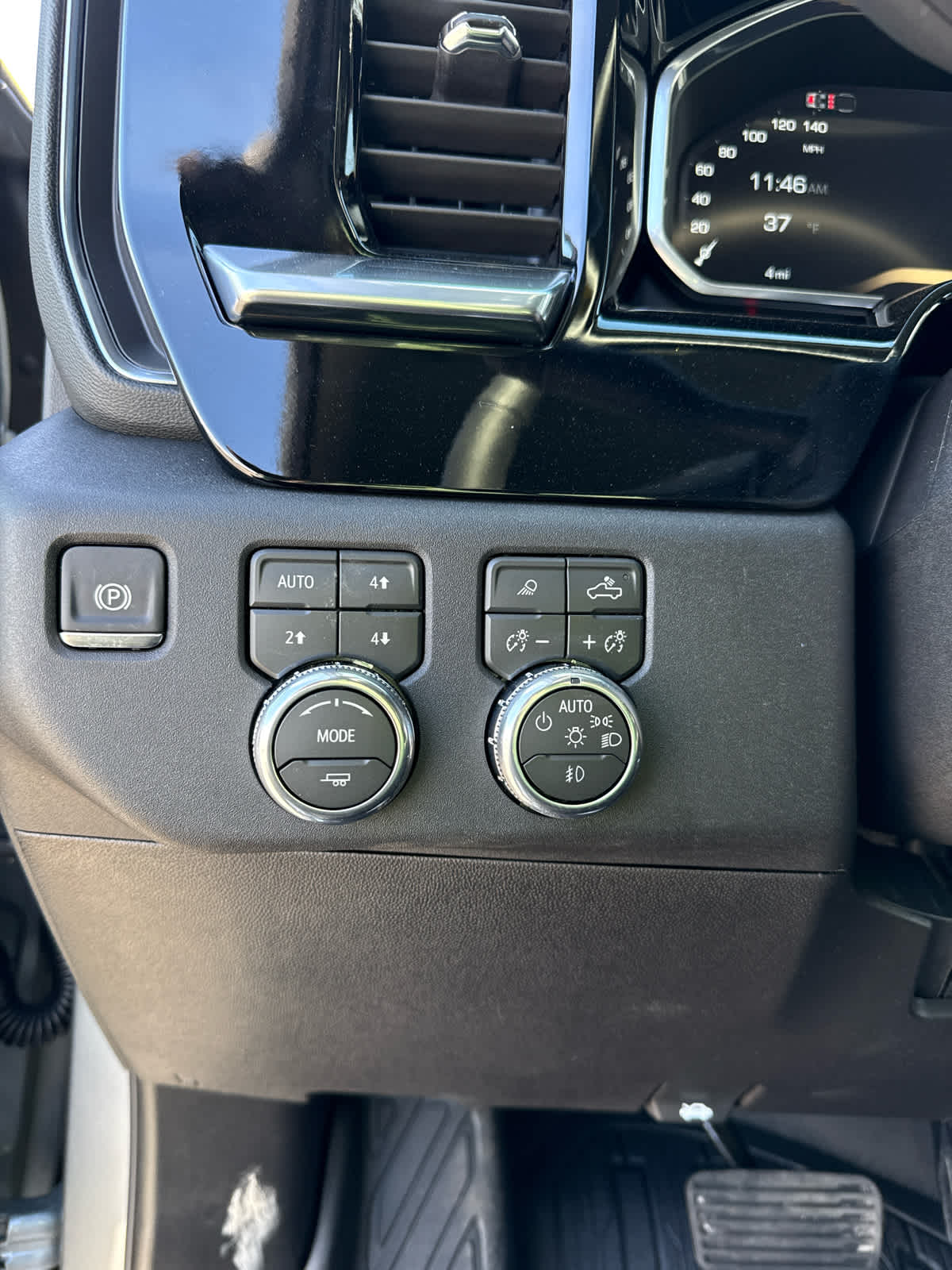 2026 GMC Sierra 3500 HD SLT DRW