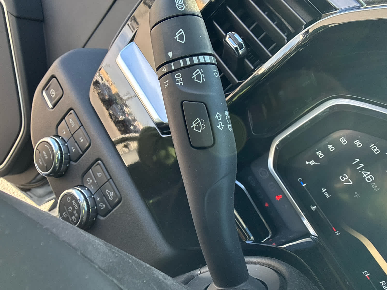 2026 GMC Sierra 3500 HD SLT DRW