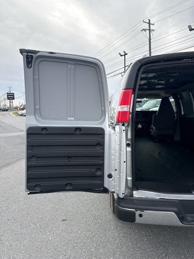2025 GMC Savana Cargo 2500 Work Van