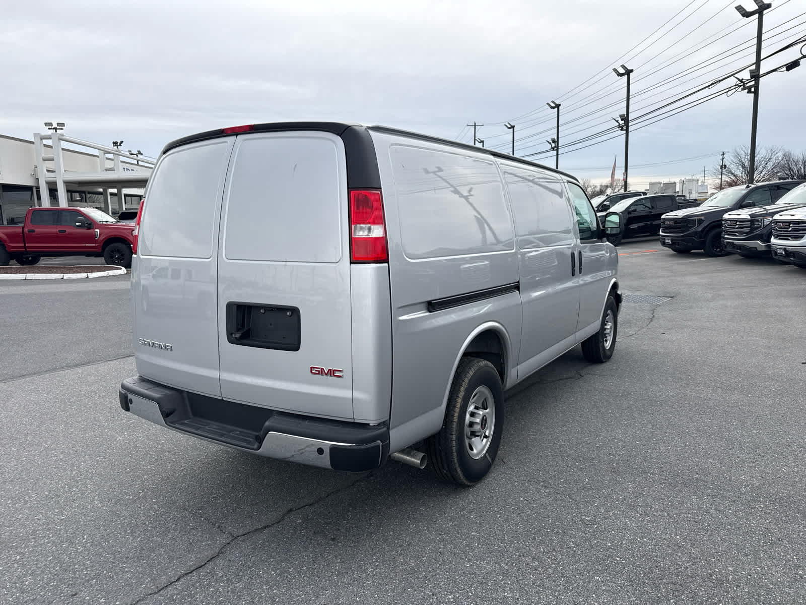 2025 GMC Savana Cargo 2500 Work Van