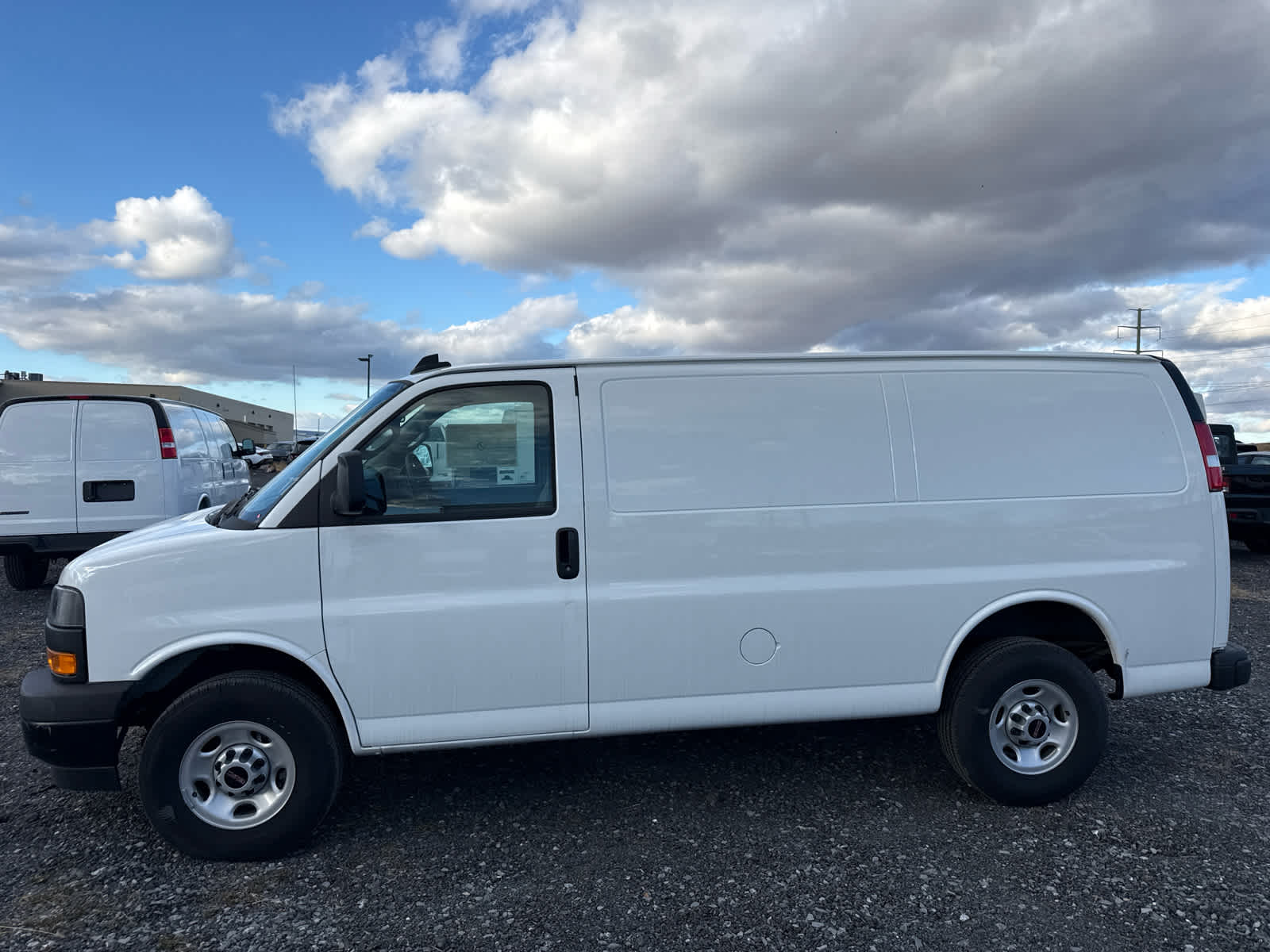 2024 GMC Savana Cargo 2500 Work Van