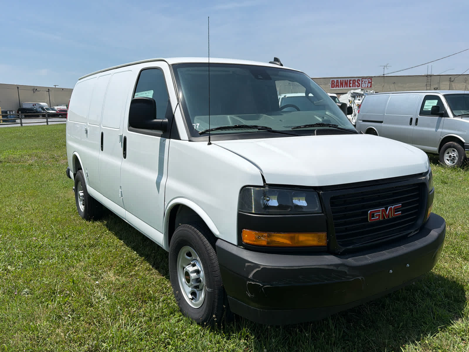 2025 GMC Savana Cargo Work Van