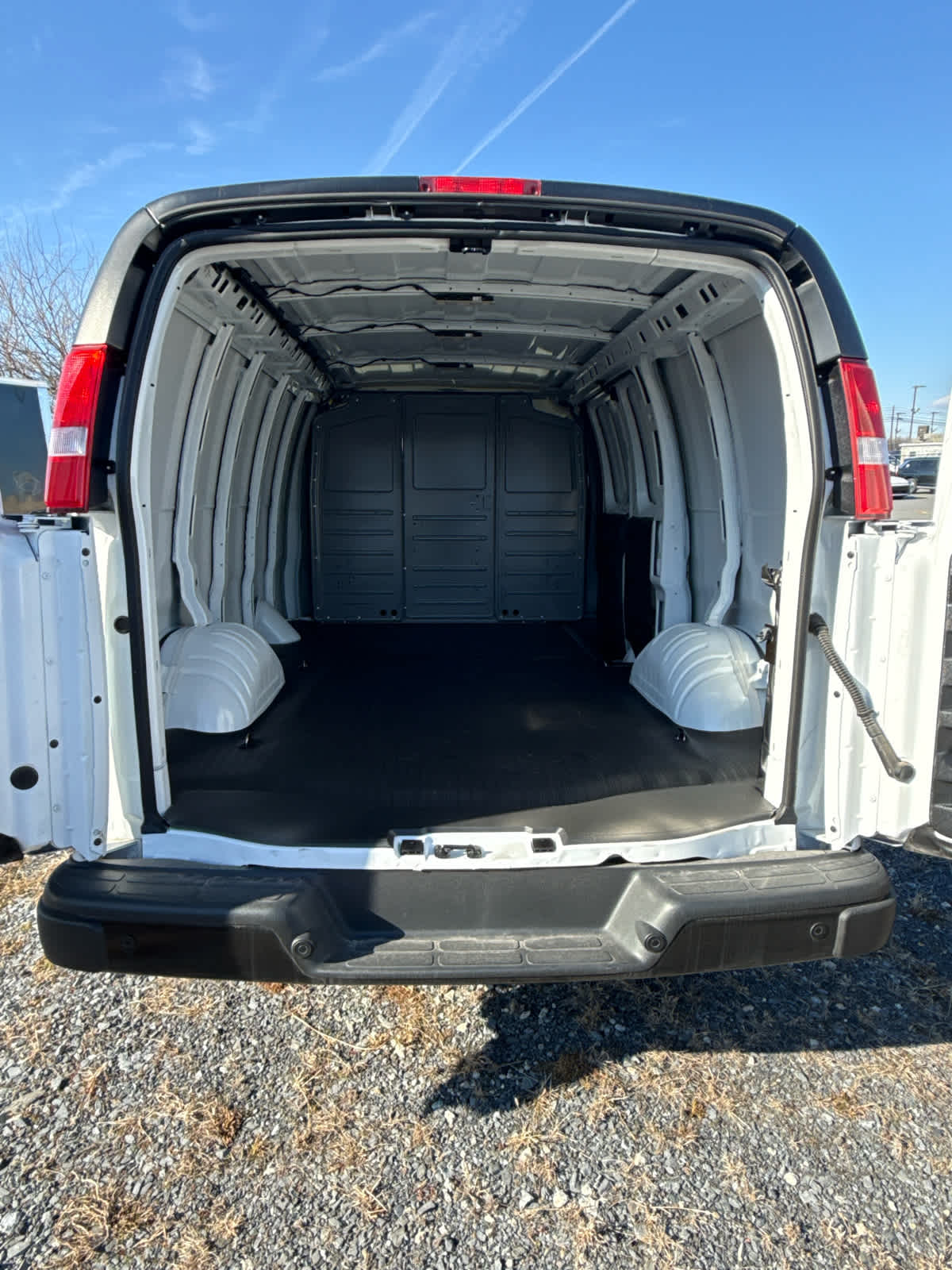 2025 GMC Savana Cargo 2500 Work Van