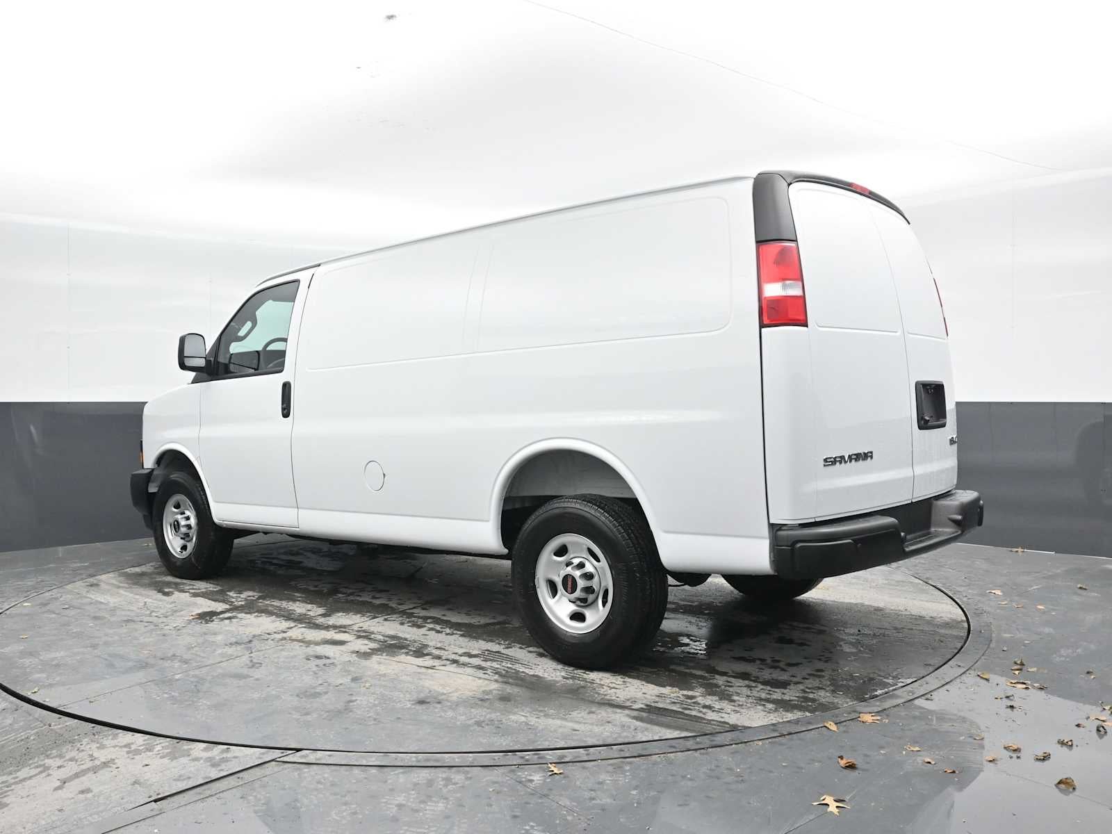 2025 GMC Savana Cargo Work Van