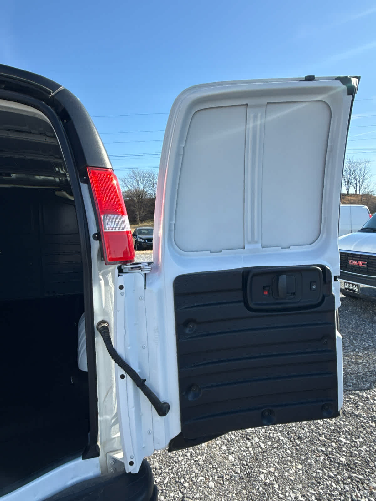 2025 GMC Savana Cargo 2500 Work Van