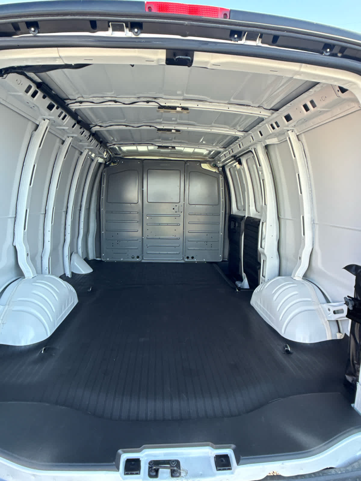 2025 GMC Savana Cargo 2500 Work Van