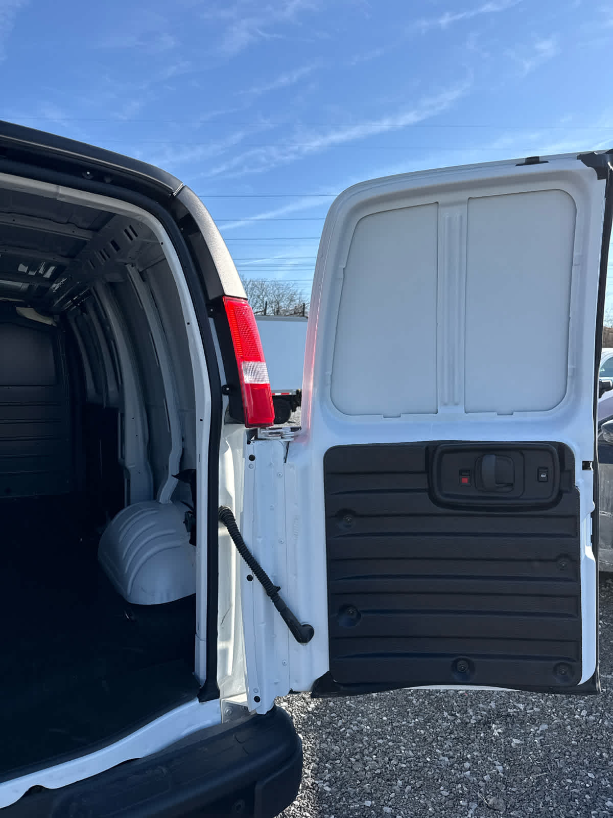 2025 GMC Savana Cargo 2500 Work Van