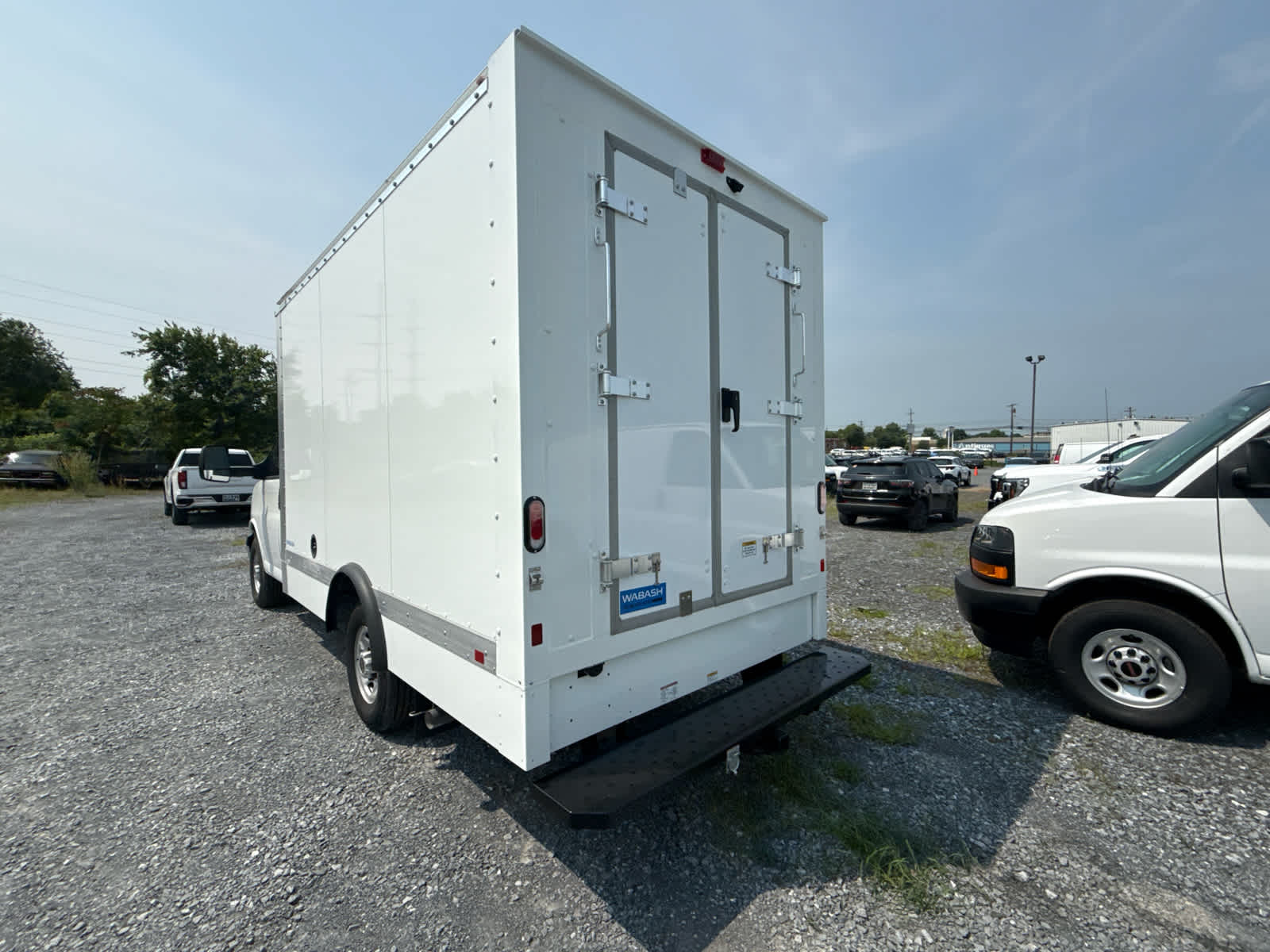 2025 GMC Savana Cutaway 3500 1WT