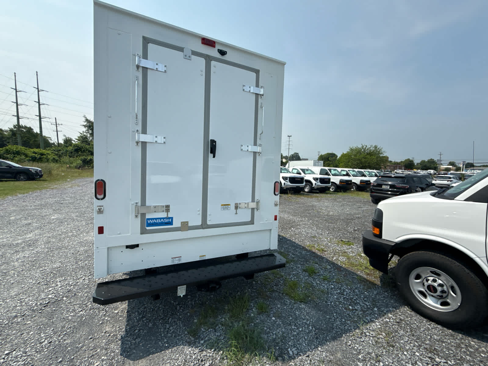 2025 GMC Savana Cutaway 3500 1WT