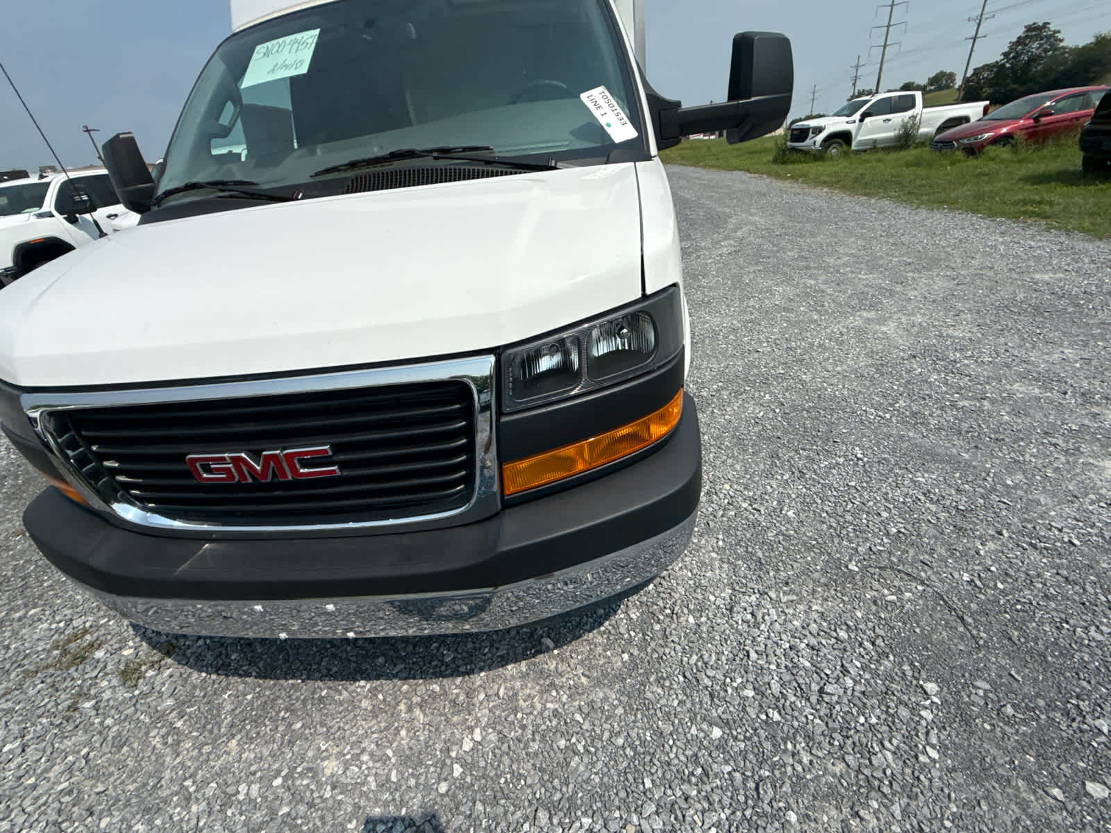 2025 GMC Savana Cutaway 3500 1WT