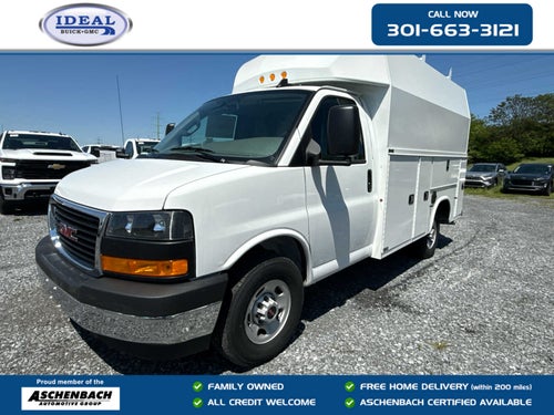 2025 GMC Savana Cutaway 3500 1WT