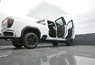 2025 GMC Sierra 2500 HD AT4