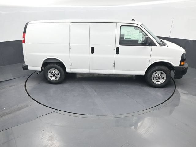 2025 GMC Savana Cargo Work Van
