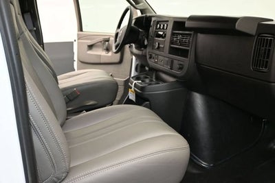 2025 GMC Savana Cargo Work Van