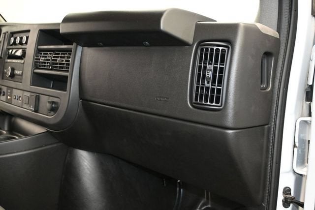 2025 GMC Savana Cargo Work Van