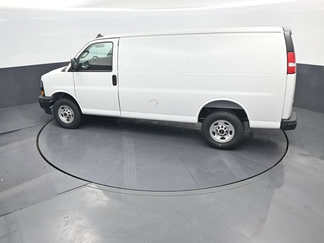 2025 GMC Savana Cargo Work Van