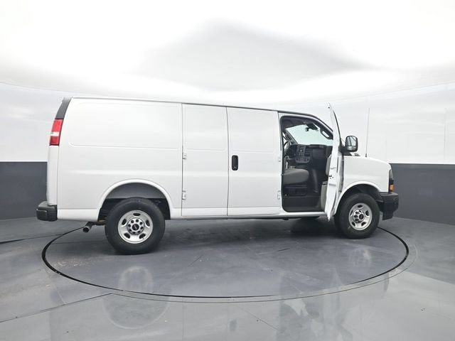 2025 GMC Savana Cargo Work Van