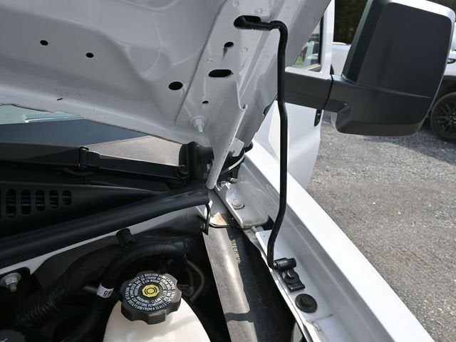 2024 GMC Savana Cutaway 4500 2WT