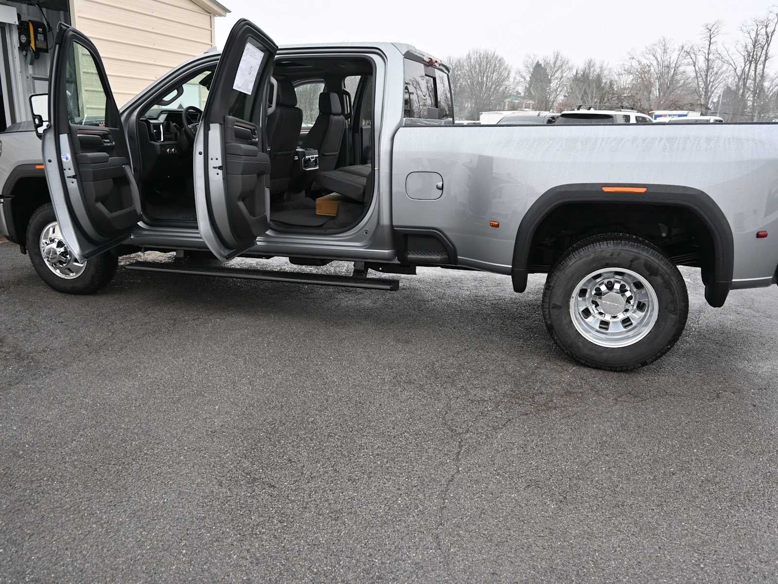 2026 GMC Sierra 3500 HD Denali DRW
