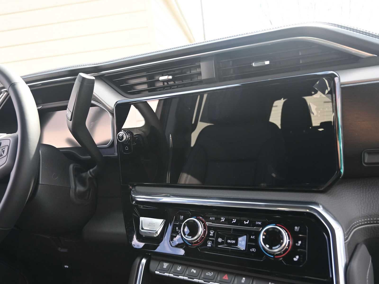 2026 GMC Sierra 3500 HD Denali DRW